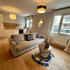 https://suite-leeroy-lyon.hotels-rhonealpes.com