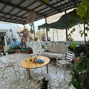 https://luliberine-ngor-beach-island.hotelsdakar.com
